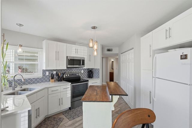 6151 BAHIA DEL MAR BOULEVARD 123, St Petersburg, FL 33715