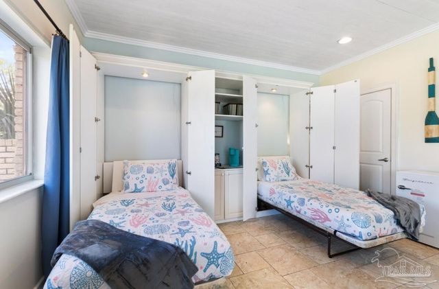 5089 Shoshone Dr, Pensacola, FL 32507