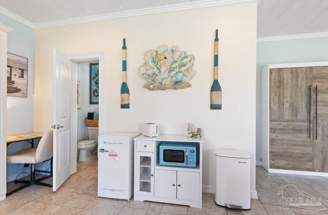 5089 Shoshone Dr, Pensacola, FL 32507