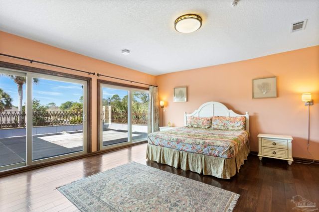 5089 Shoshone Dr, Pensacola, FL 32507