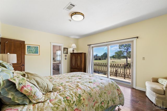 5089 Shoshone Dr, Pensacola, FL 32507