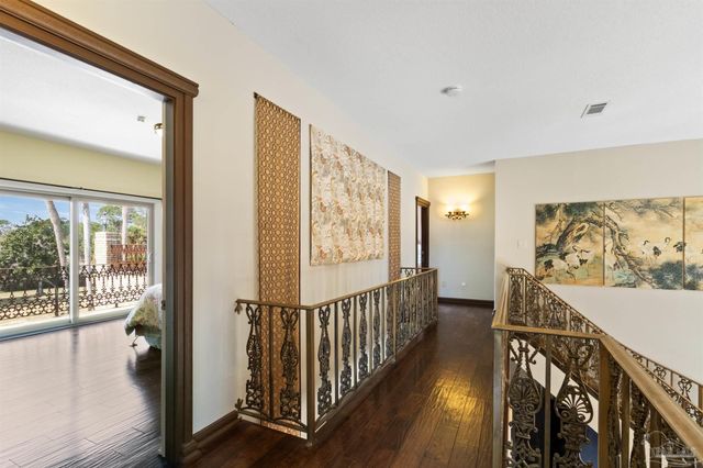 5089 Shoshone Dr, Pensacola, FL 32507