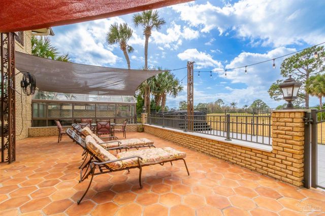 5089 Shoshone Dr, Pensacola, FL 32507