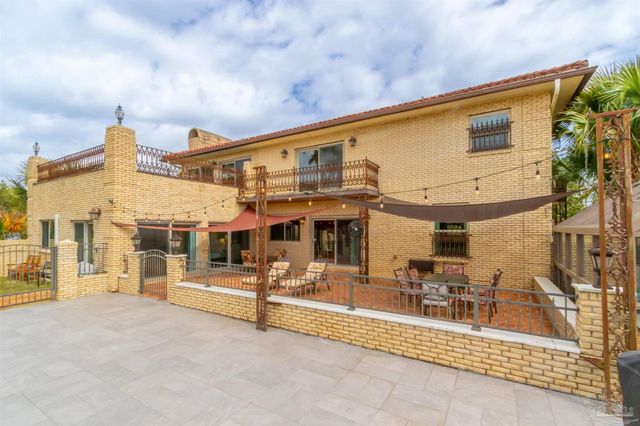 5089 Shoshone Dr, Pensacola, FL 32507