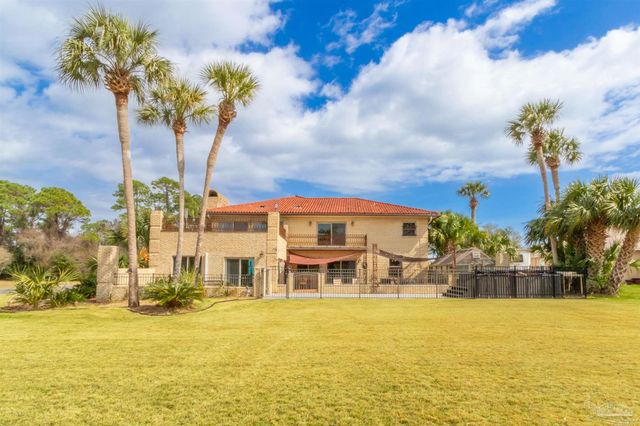 5089 Shoshone Dr, Pensacola, FL 32507