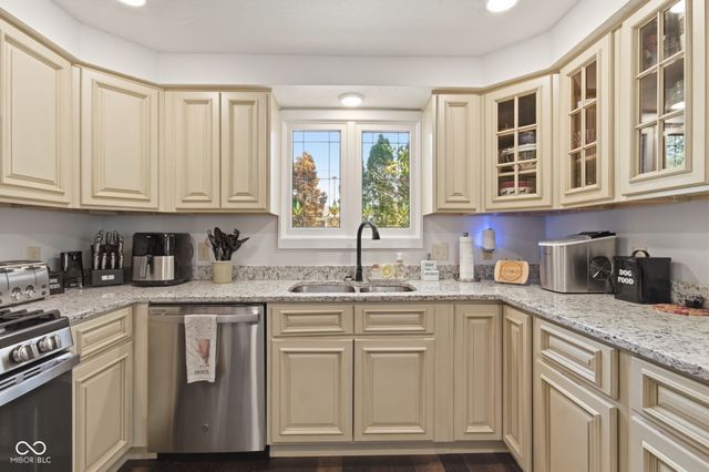 2631 Highland Road, Anderson, IN 46012