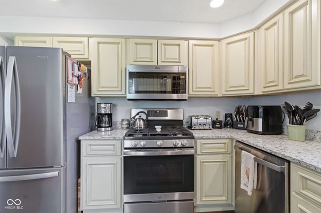 2631 Highland Road, Anderson, IN 46012