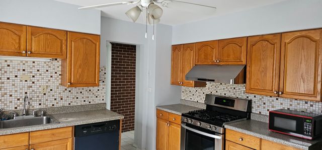 612 Maple Court, Mount Prospect, IL 60056