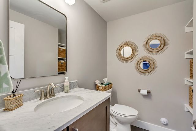 467 E ISLAND VIEW CIR, Farmington, UT 84025