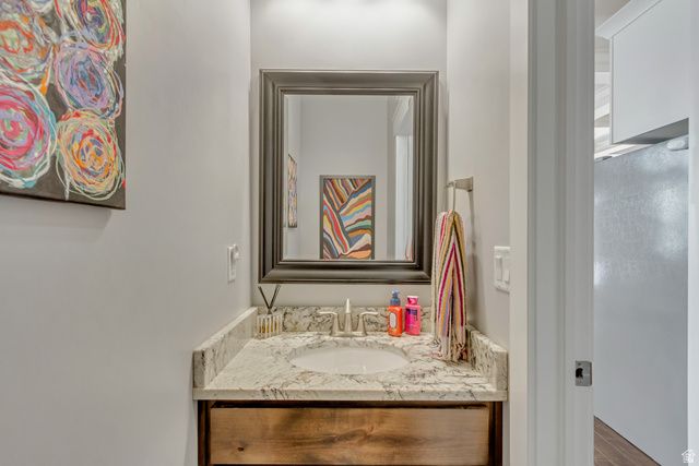 467 E ISLAND VIEW CIR, Farmington, UT 84025