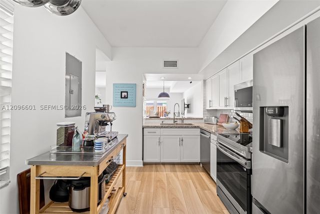 11845 SW 100th St 11845, Miami, FL 33186
