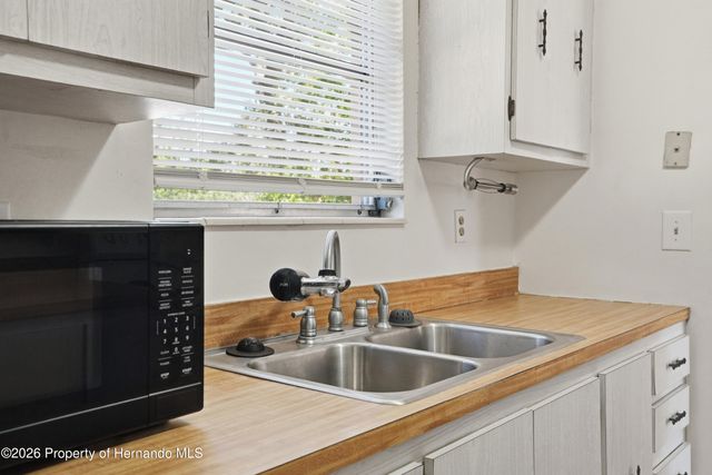 6229 Waycross Drive, Spring Hill, FL 34606