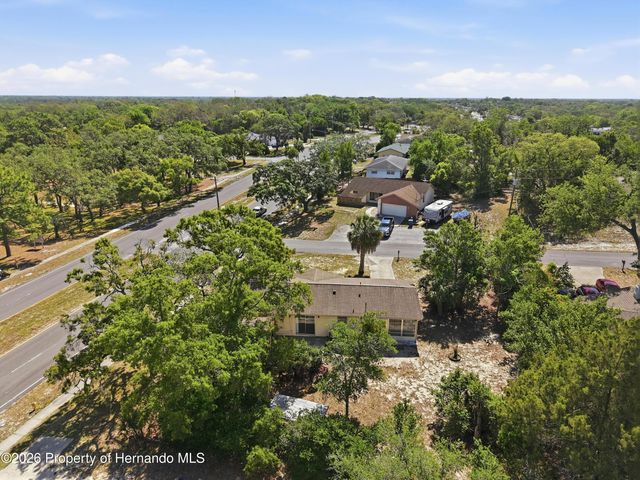 6229 Waycross Drive, Spring Hill, FL 34606