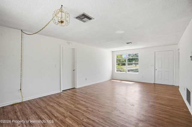 6229 Waycross Drive, Spring Hill, FL 34606