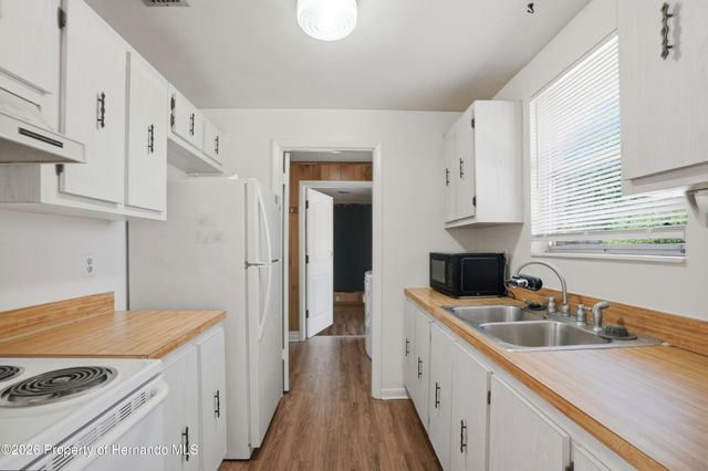 6229 Waycross Drive, Spring Hill, FL 34606