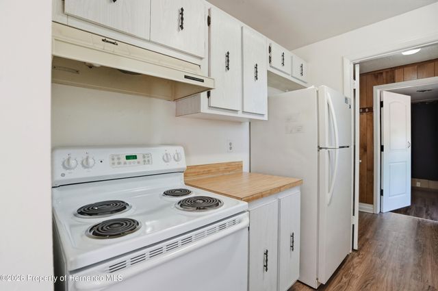 6229 Waycross Drive, Spring Hill, FL 34606