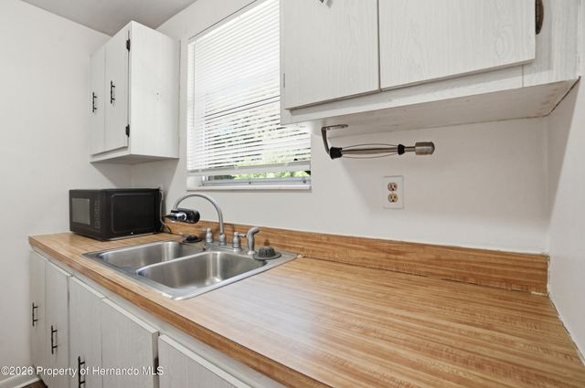 6229 Waycross Drive, Spring Hill, FL 34606