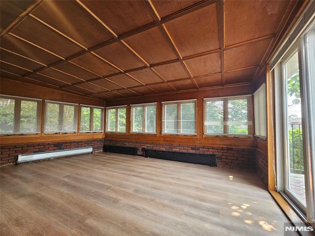 166 Morningside Lane, Palisades Park, NJ 07650