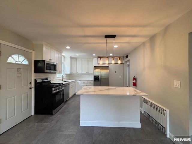 166 Morningside Lane, Palisades Park, NJ 07650