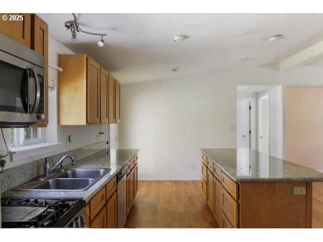 87624 PARKSIDE Dr, Florence, OR 97439
