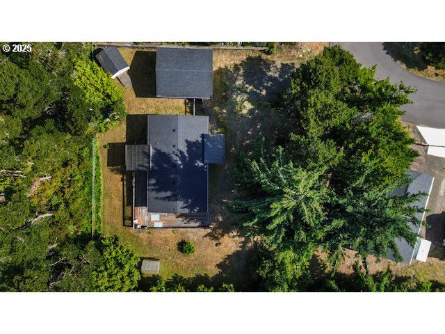87624 PARKSIDE Dr, Florence, OR 97439