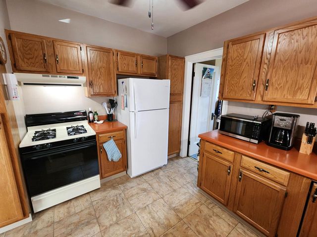 7417 28th AVENUE, Kenosha, WI 53143