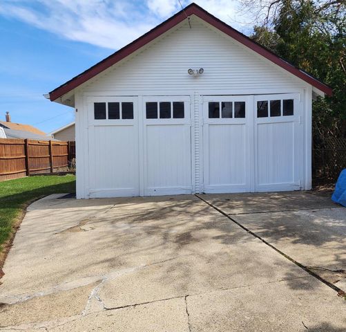 7417 28th AVENUE, Kenosha, WI 53143