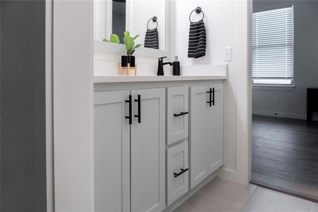 9451 W Charter Oak Road, Edmond, OK 73025