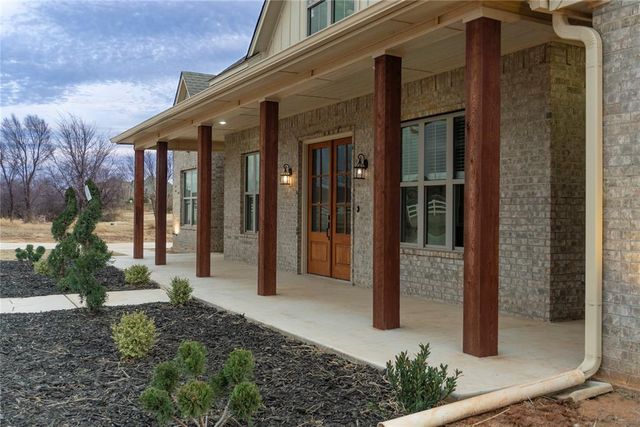 9451 W Charter Oak Road, Edmond, OK 73025