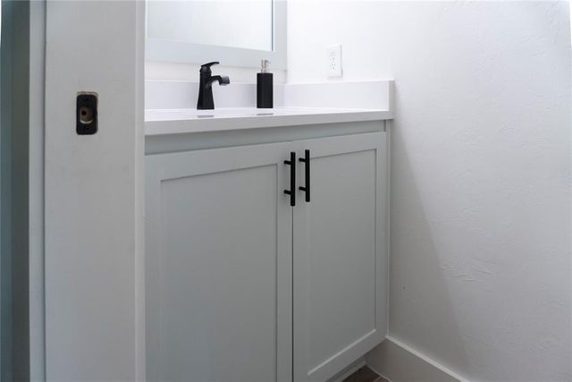 9451 W Charter Oak Road, Edmond, OK 73025