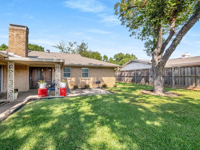 3750 Ridgeoak Way, Farmers Branch, TX 75244