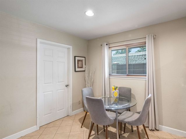 3750 Ridgeoak Way, Farmers Branch, TX 75244