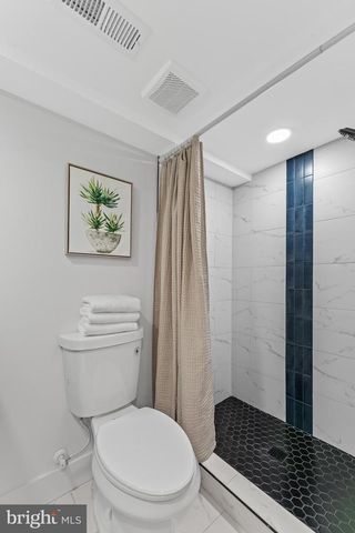 1807 N MILTON AVE, Baltimore, MD 21213