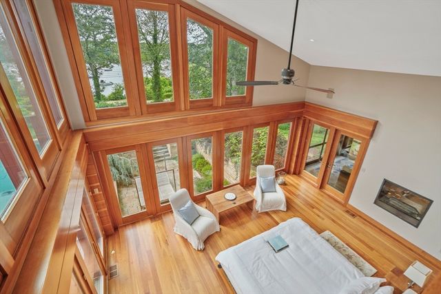 400 Barnes Road, Oak Bluffs, MA 02557