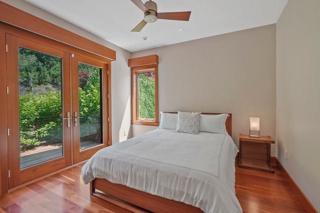 400 Barnes Road, Oak Bluffs, MA 02557