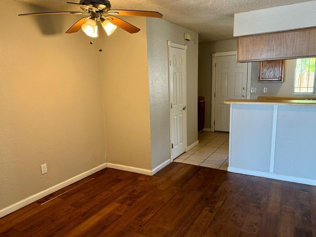 9495 Olde Towne Row, Dallas, TX 75227