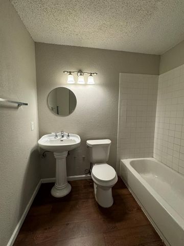 9495 Olde Towne Row, Dallas, TX 75227