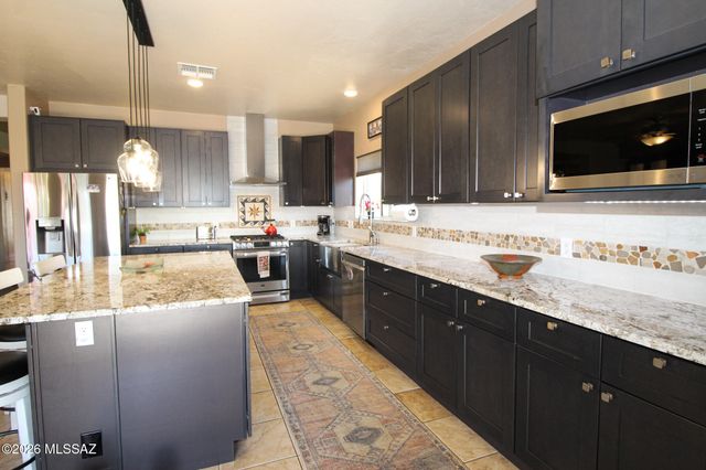 3646 E Farrier Drive, Tucson, AZ 85739