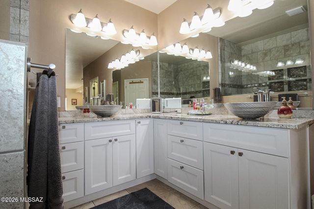 3646 E Farrier Drive, Tucson, AZ 85739