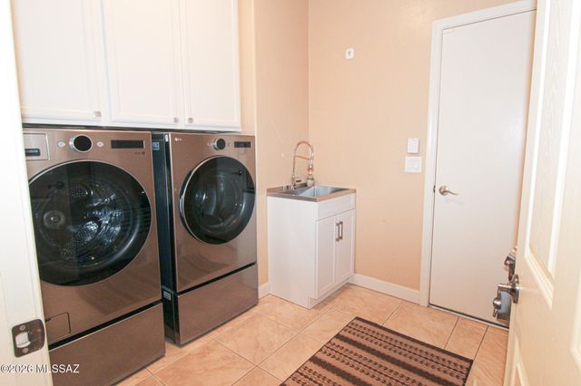 3646 E Farrier Drive, Tucson, AZ 85739