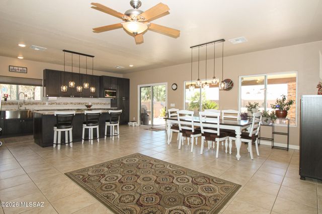 3646 E Farrier Drive, Tucson, AZ 85739