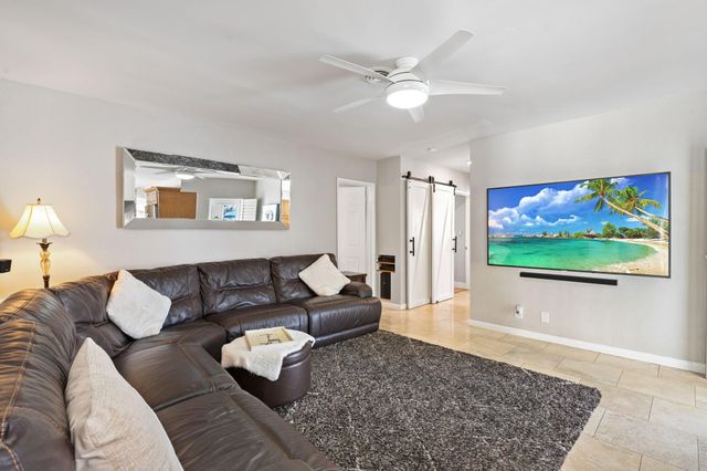 2821 NE 9th Court, Pompano Beach, FL 33062