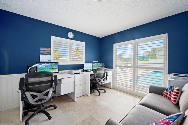 2821 NE 9th Court, Pompano Beach, FL 33062