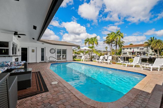 2821 NE 9th Court, Pompano Beach, FL 33062