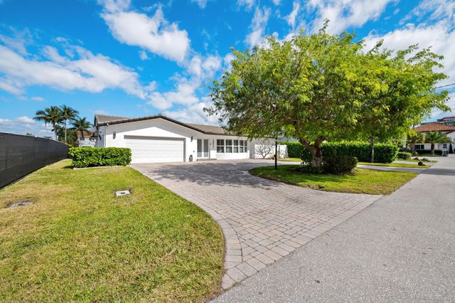 2821 NE 9th Court, Pompano Beach, FL 33062