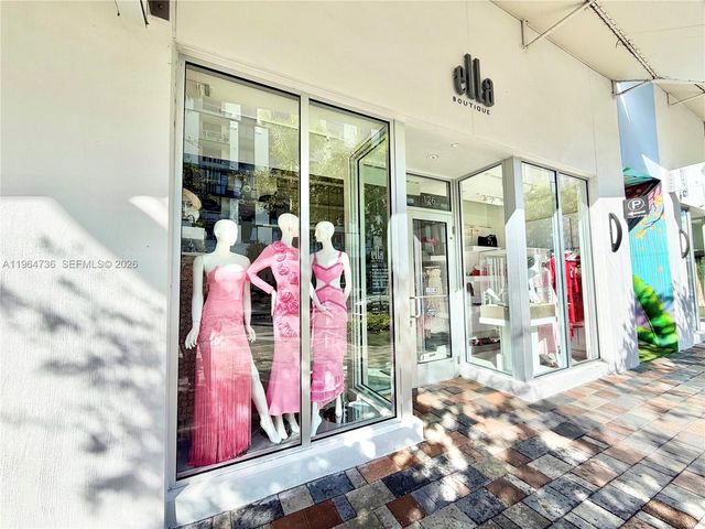 3530 NW 83, Doral, FL 33122