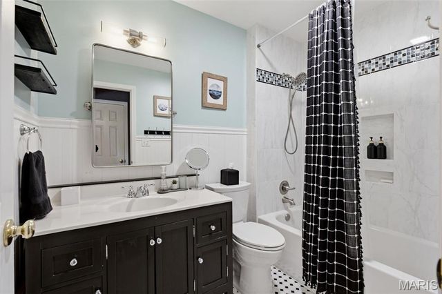 1421 Briarcreek Drive, Kirkwood, MO 63122