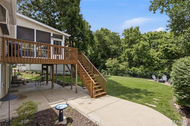 1421 Briarcreek Drive, Kirkwood, MO 63122