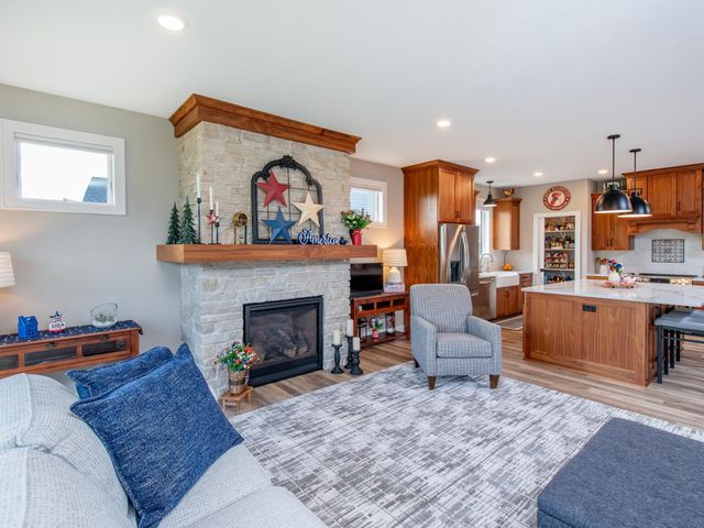 9088 62nd Street S, Cottage Grove, MN 55016