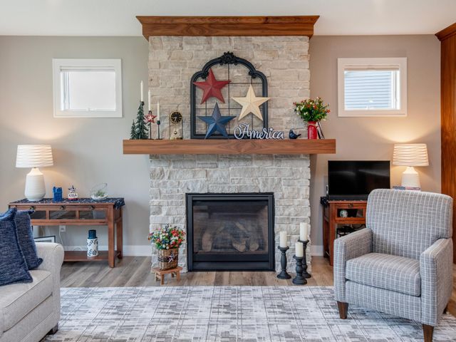 9088 62nd Street S, Cottage Grove, MN 55016